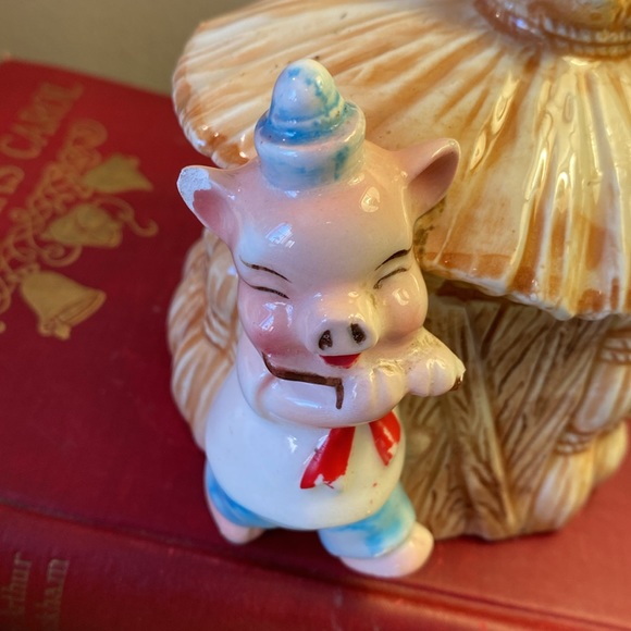 ONE OF THE THREE LITTLE PIGGIES - PLANTER - Picture 3 of 7